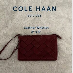 Cole Hahn Wristlet